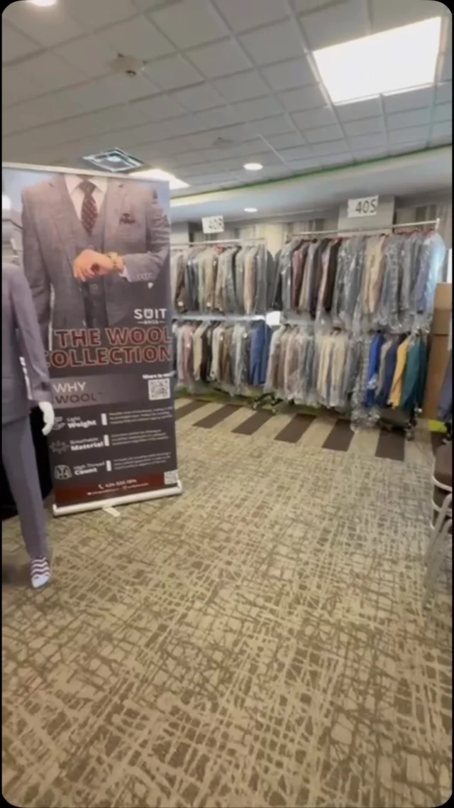 📍 Jacksonville, we’re here! The racks are full, the mirrors are ready, and the suits are waiting. It’s your turn. 👔 Stop by, find your perfect fit, and let our team help you look your best. We can’t wait to meet you!#suitbrosco #menssuits #menswear #mensfashion #suitstyle