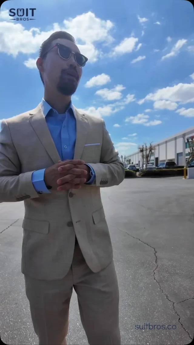 Our Suit Bros dress shirts are officially available online!From classic White & Black to Navy, Pink, Light Blue, Burgundy, Green, Purple & Light Grey — there’s a color for every suit and every occasion.And yes… you can finally shop them from the comfort of home! 🛒🛍️ Shop now: suitbros.co/shop/⁠