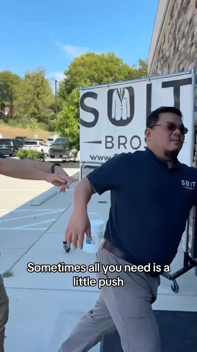 If you’ve been thinking about coming to Suit Bros… consider this your little push. 👔🚪😂Your next favorite suit is waiting for you.📍 Find your city on our schedule and RSVP at suitbros.co/traveling#SuitBros #SuitSale #MensStyle #suitup