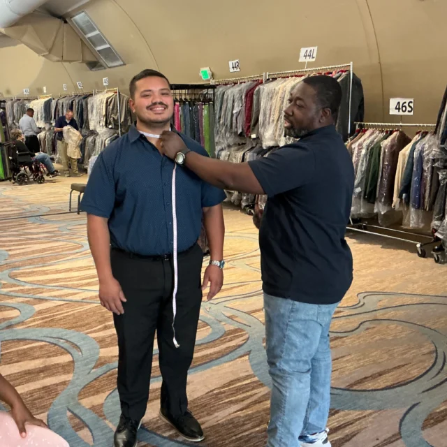 San Diego, it’s our FINAL DAY!Don’t know your suit size? We’ve got you covered! Our team is here to measure you, help you find the right fit, and get you suited up from head to toe.📍 DoubleTree by Hilton San Diego – The Gallery
📅 Today, October 18
⏰ Final day!Come see us before we pack it all up!No size? No problem. We’ll find your fit! 👔#SuitBros #SanDiego #SuitUp #FinalDay #SanDiegoShopping Menswear SuitSale